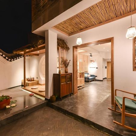 Yifangyan - Tingyuan Qingshe Hostel Fenghuang Esterno foto