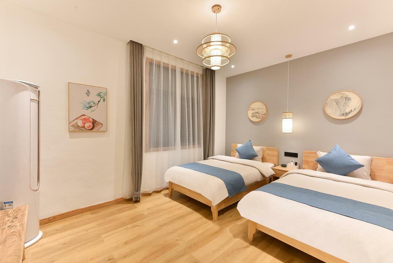 Yifangyan - Tingyuan Qingshe Hostel Fenghuang Esterno foto