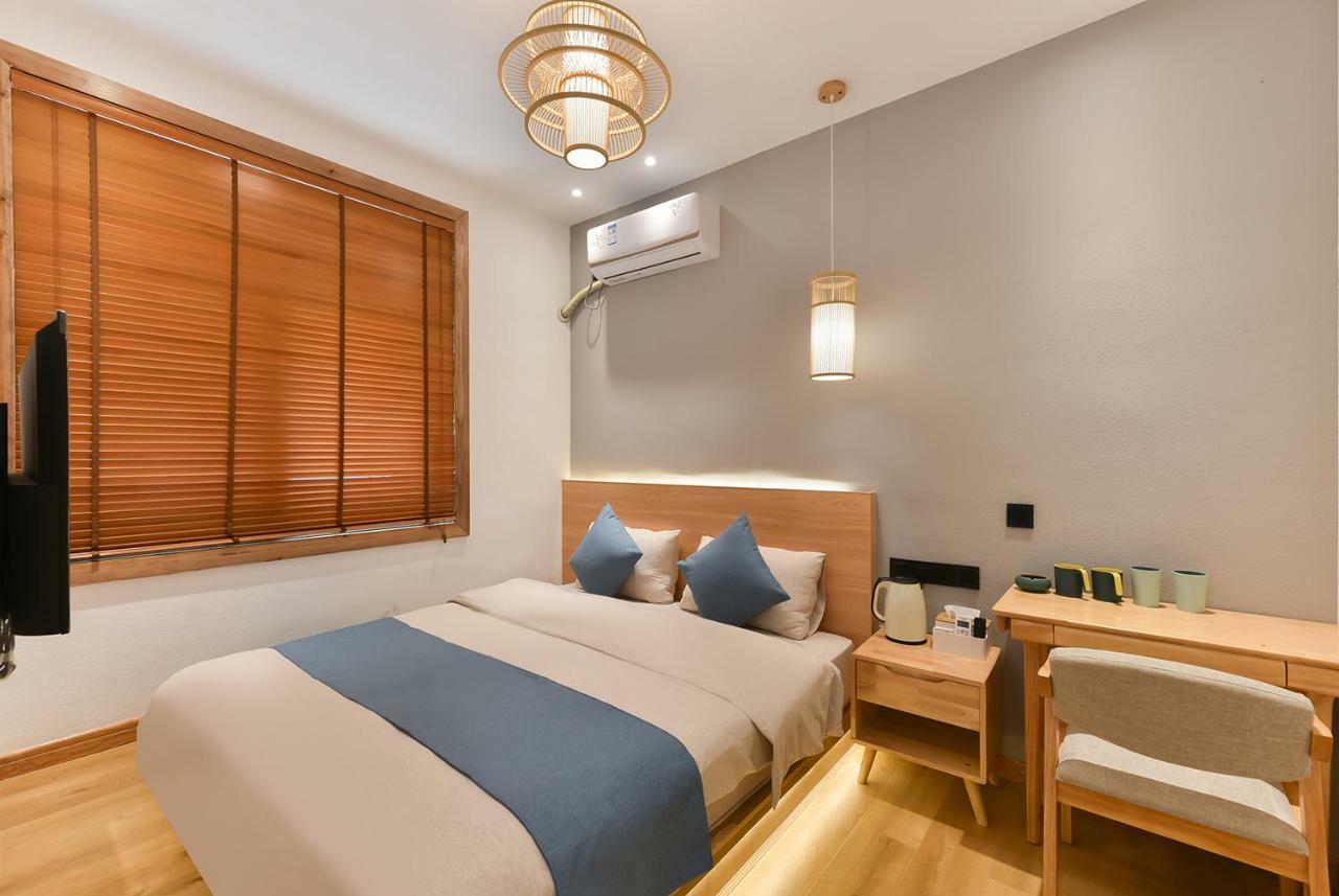Yifangyan - Tingyuan Qingshe Hostel Fenghuang Esterno foto