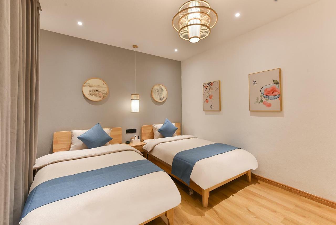 Yifangyan - Tingyuan Qingshe Hostel Fenghuang Esterno foto
