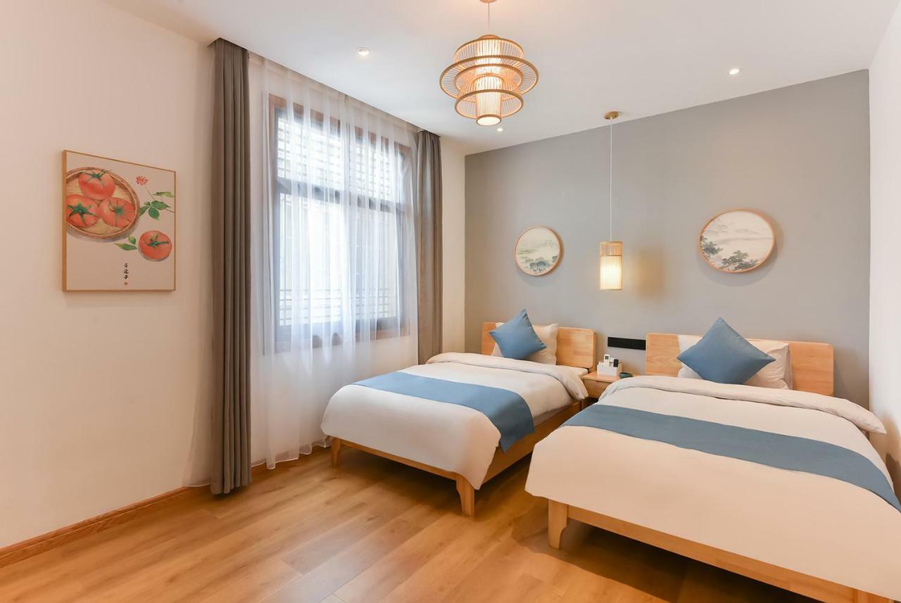 Yifangyan - Tingyuan Qingshe Hostel Fenghuang Esterno foto