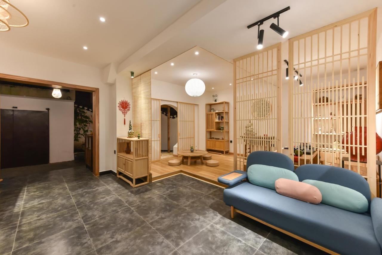 Yifangyan - Tingyuan Qingshe Hostel Fenghuang Esterno foto