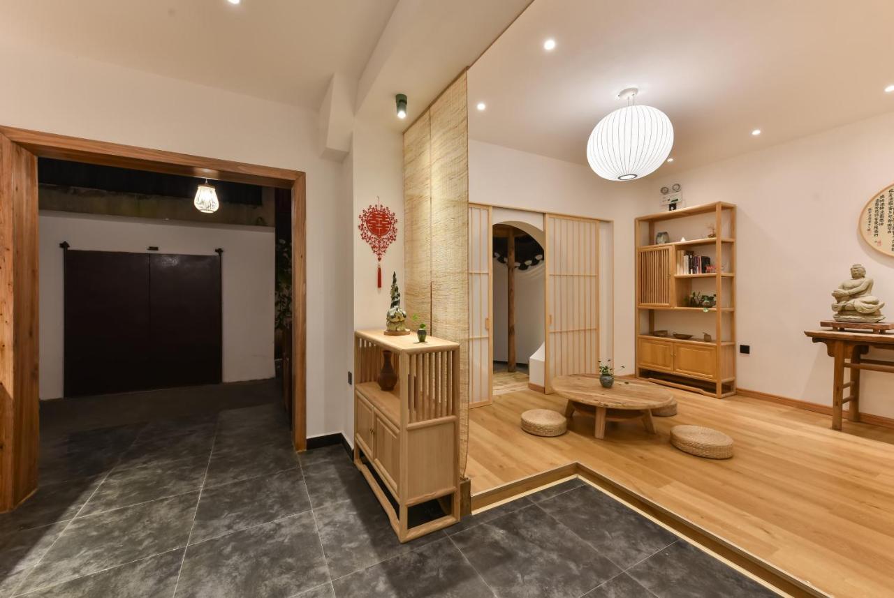 Yifangyan - Tingyuan Qingshe Hostel Fenghuang Esterno foto