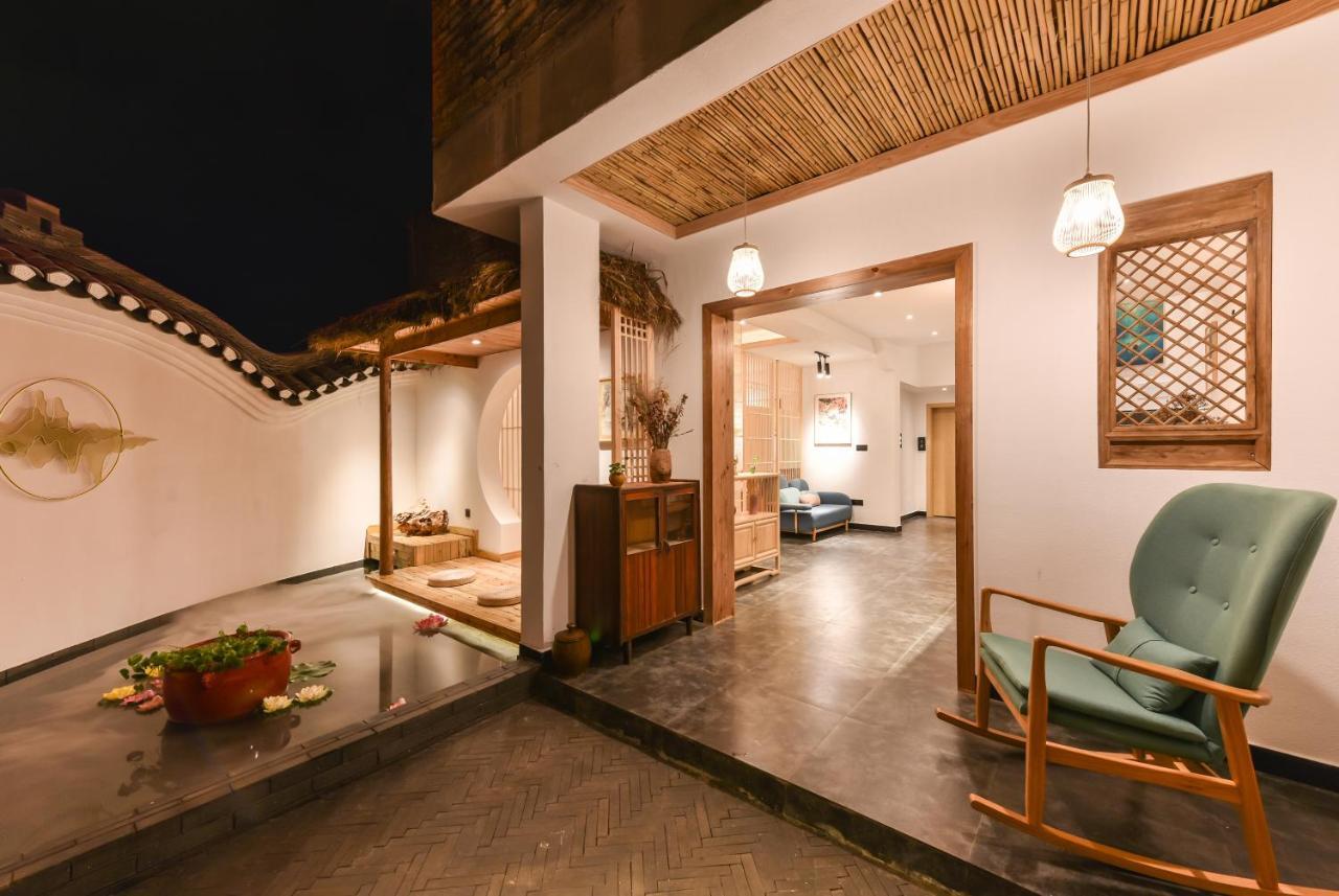 Yifangyan - Tingyuan Qingshe Hostel Fenghuang Esterno foto